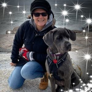 Meet your Posher, Hilary